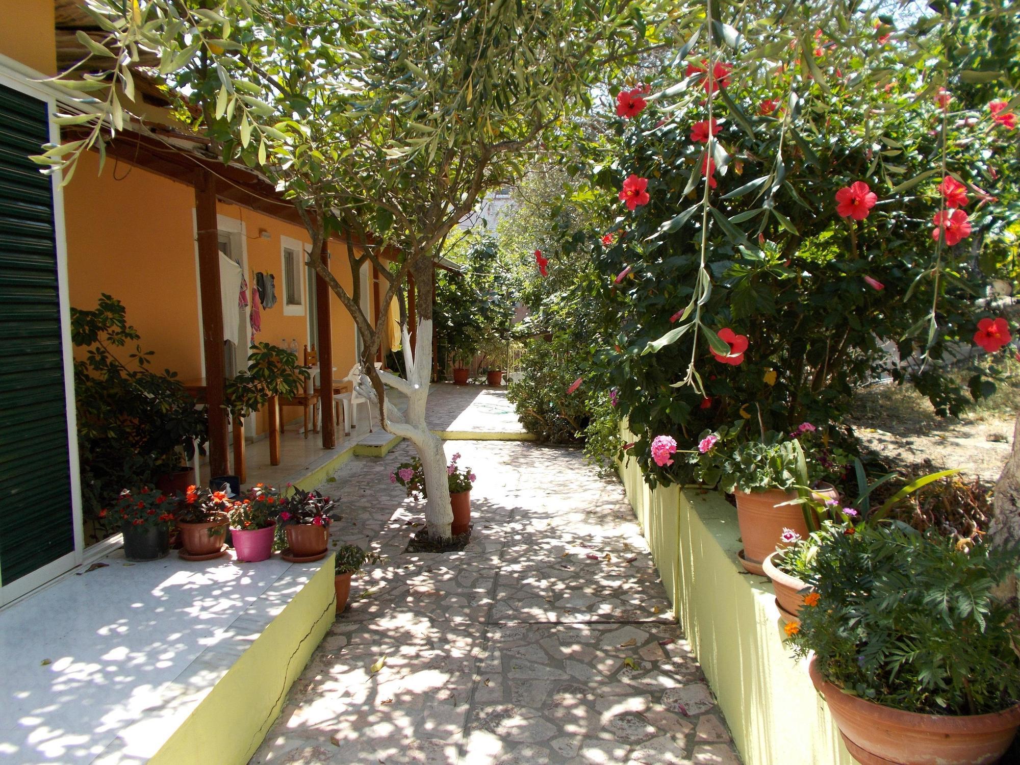 אפרטהוטל Kavos Panorama Complex מראה חיצוני תמונה